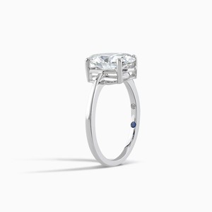  1.80 Karat Oval Lab Pırlanta Tektaş Yüzük